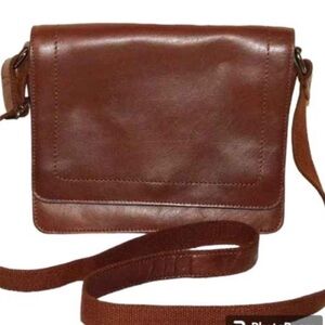 GENICCI ⭐️ vintage  leather bag